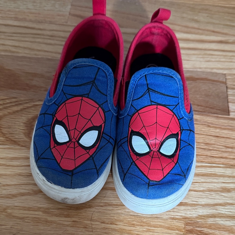 Marvel Spider-Man Kids Sneakers - Blue and Red